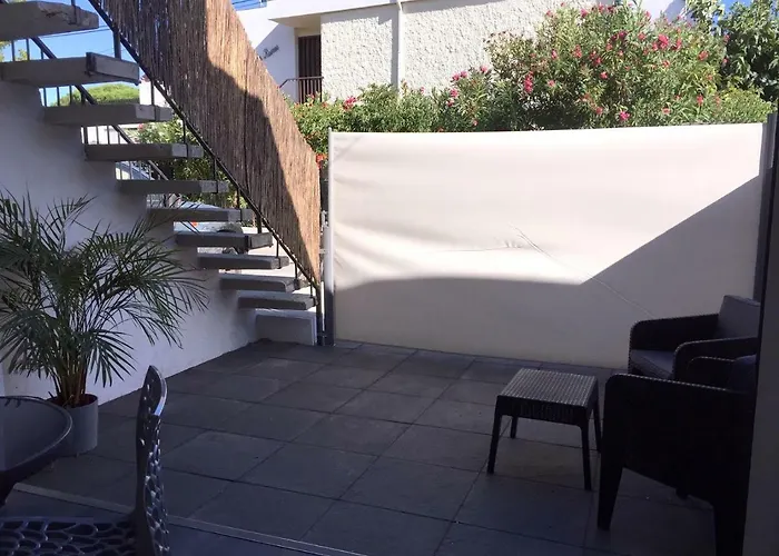 A 400 M Confort Terrasse Clim Parking Hyères