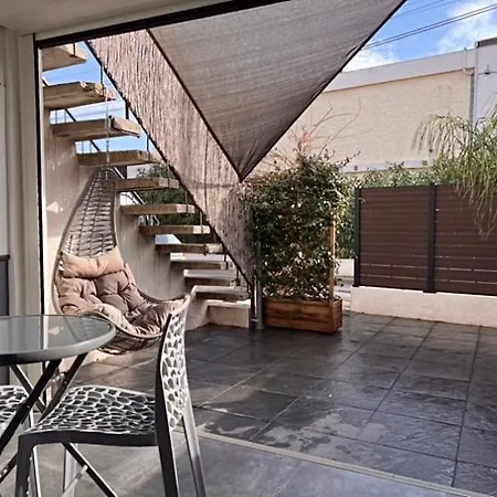 A 400 M Confort Terrasse Clim Parking *