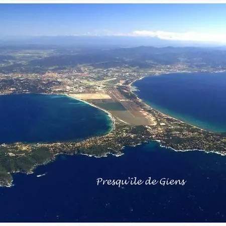 - L'ayguade - Port- * Hyères